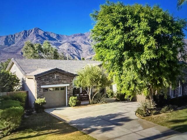 81343 Ulrich Drive, La Quinta CA: https://media.crmls.org/mediaz/c7005a61-faa6-4ecc-998c-6870a480ff87.jpg