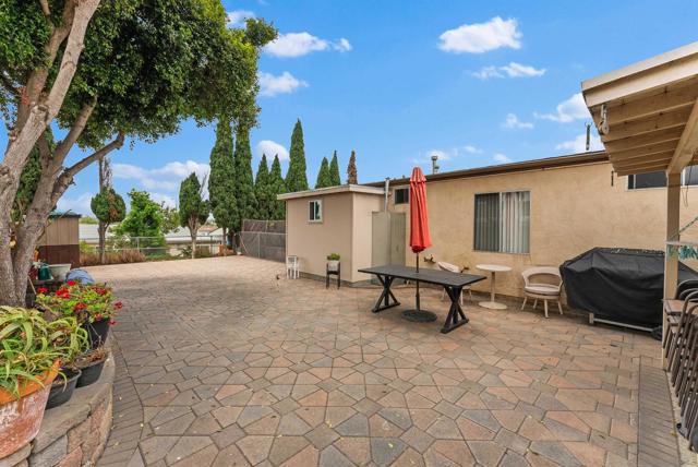 3317 19 Jemez Dr, San Diego CA: https://media.crmls.org/mediaz/c70095be-4b93-4858-939a-3732e3dc7145.jpg