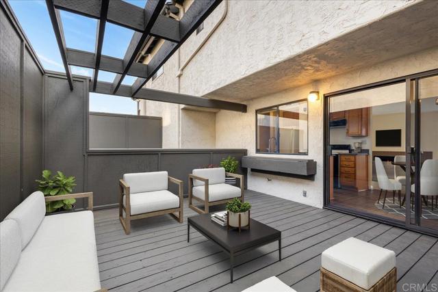 Detail Gallery Image 5 of 32 For 1280 River Vista Rw #122,  San Diego,  CA 92111 - 2 Beds | 2 Baths