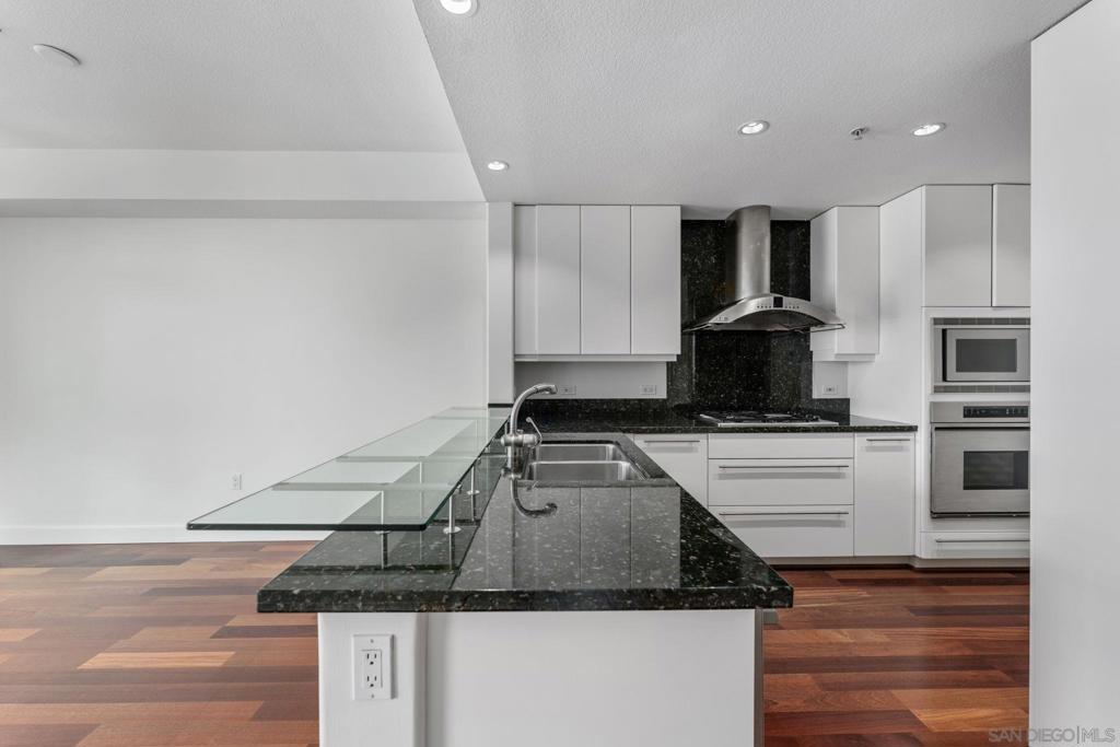 1199 Pacific Hwy - photo 12