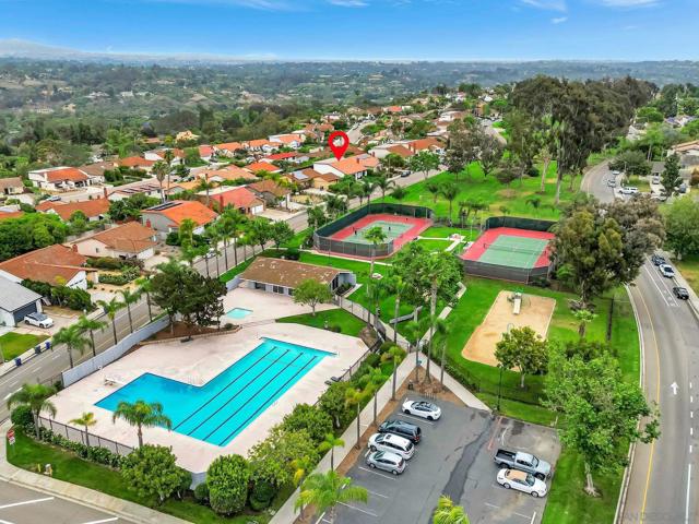 349 N Willowspring Dr, Encinitas CA: https://media.crmls.org/mediaz/c7015734-2a2e-4025-bf26-7be88a6cd520.jpg