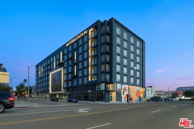 800 Western Avenue, Los Angeles CA: https://media.crmls.org/mediaz/c7017041-008e-450d-8444-9307c9e06d53.jpg