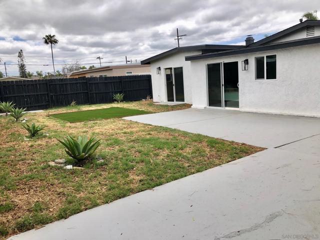 5358 conrad ave, San Diego CA: https://media.crmls.org/mediaz/c701975e-f058-4a0f-8a34-cbaddc152d3d.jpg