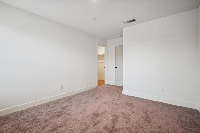 1666 Oak Street, Los Banos CA: https://media.crmls.org/mediaz/c701c730-f9a6-49a0-b6a3-e89ad808975b.jpg