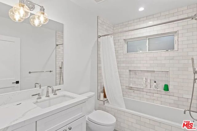 1839 Preuss Road, Los Angeles CA: https://media.crmls.org/mediaz/c701dd31-0a91-4ad9-8bf1-277bb6086574.jpg