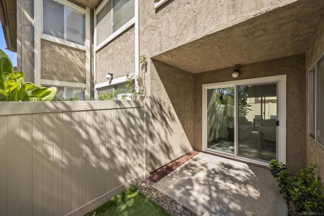 7836 Hummingbird Ln, San Diego CA: https://media.crmls.org/mediaz/c7024b01-73c7-4355-9b76-3f59d77fe62f.jpg
