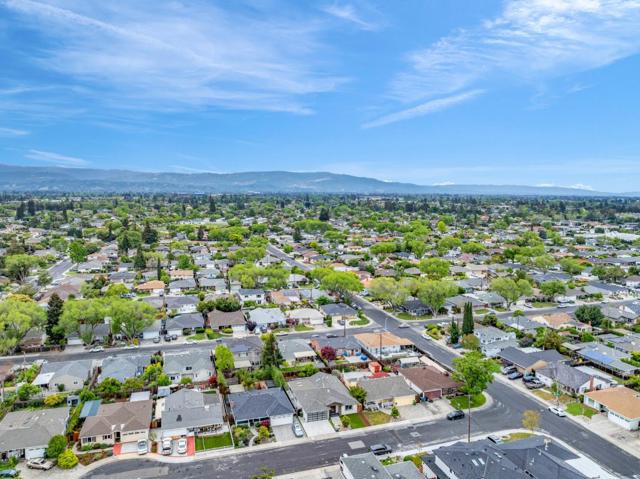 638 Enos Court, Santa Clara CA: https://media.crmls.org/mediaz/c702bdae-59ba-4a6d-b952-fdb8ecb47db3.jpg