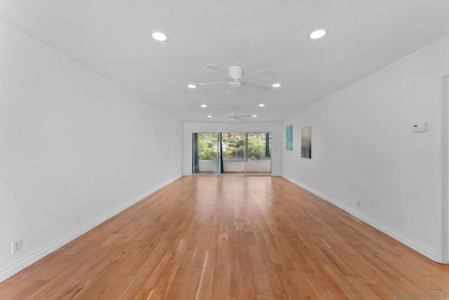 2352 Torrey Pines Rd Unit 9, La Jolla CA: https://media.crmls.org/mediaz/c7043ba7-03d0-4d8a-8db9-c41b80770237.jpg