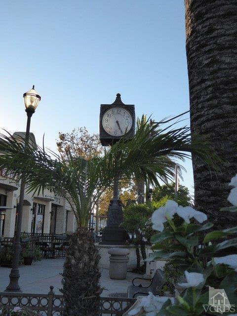 Detail Gallery Image 6 of 35 For 79 Palm Dr, Camarillo,  CA 93010 - 3 Beds | 3 Baths