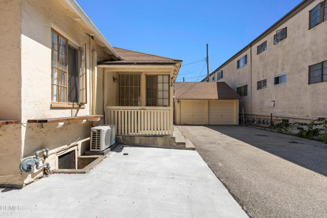 Detail Gallery Image 2 of 10 For 412 Pioneer Dr, Glendale,  CA 91203 - 1 Beds | 1 Baths