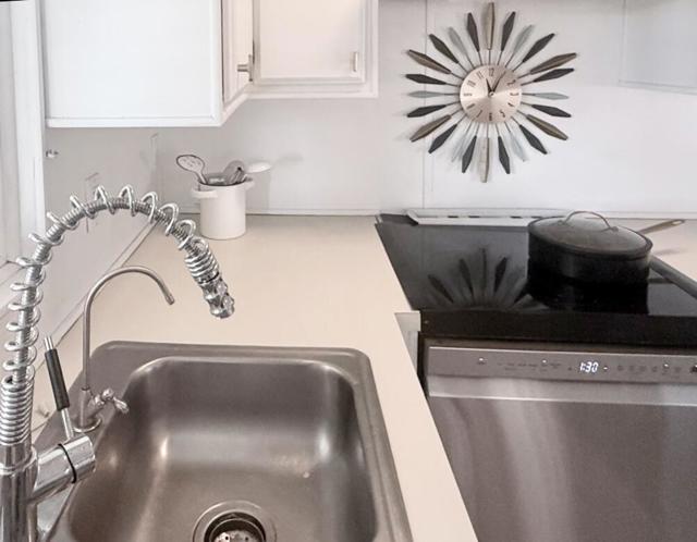 Image 9 of 41 For 74711 Dillon Rd Spc 1013