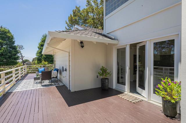 175 Tamarack Drive, Aptos CA: https://media.crmls.org/mediaz/c707b20c-c0be-4f07-b7c1-f89064392f0f.jpg
