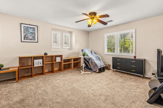 22 Silver Forest Court, Azusa CA: https://media.crmls.org/mediaz/c7082eef-4497-44fd-bbc1-859a02a93ee4.jpg