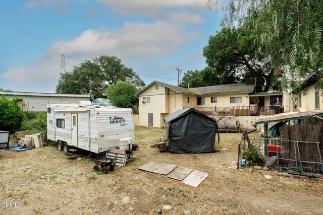 1151 Grant Line Street Street, Santa Paula CA: https://media.crmls.org/mediaz/c7086eb9-0a3f-4b30-a16a-2f03c41052da.jpg