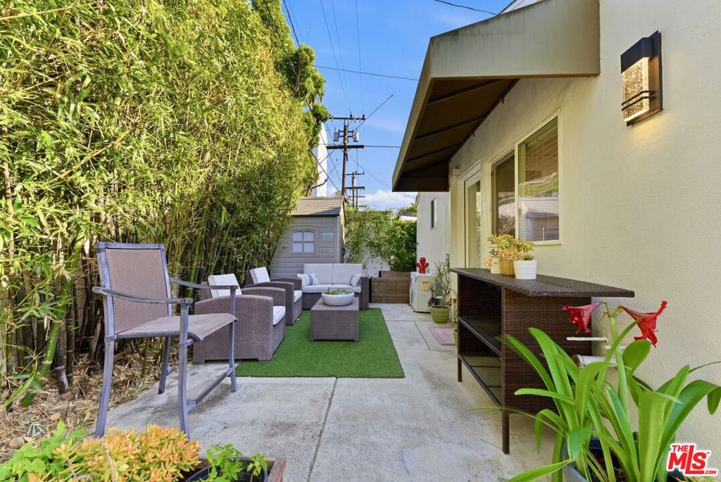 132 N CARSON Road #A
