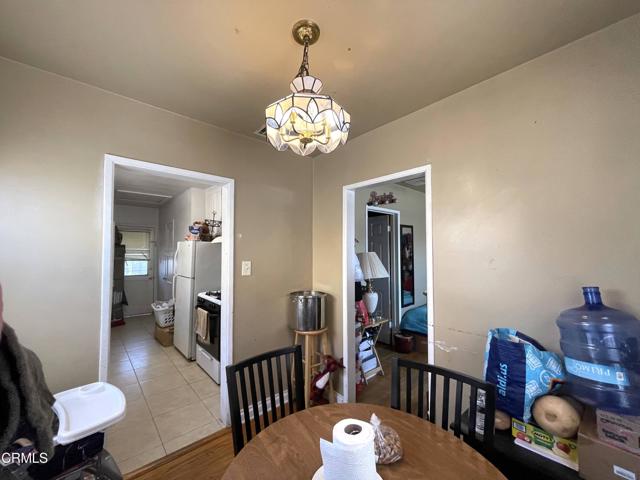 136 S Roosevelt Avenue, Oxnard CA: https://media.crmls.org/mediaz/c70975c8-3aeb-4eab-809b-ebda918be02d.jpg