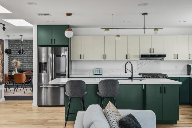 5511 Trinidad Way, San Diego CA: https://media.crmls.org/mediaz/c70a19ee-ccf8-4716-99d2-66e8e84ce429.jpg