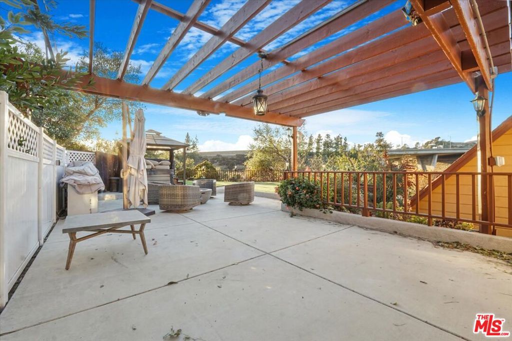 2070 Lilac LaneGlendale img 23