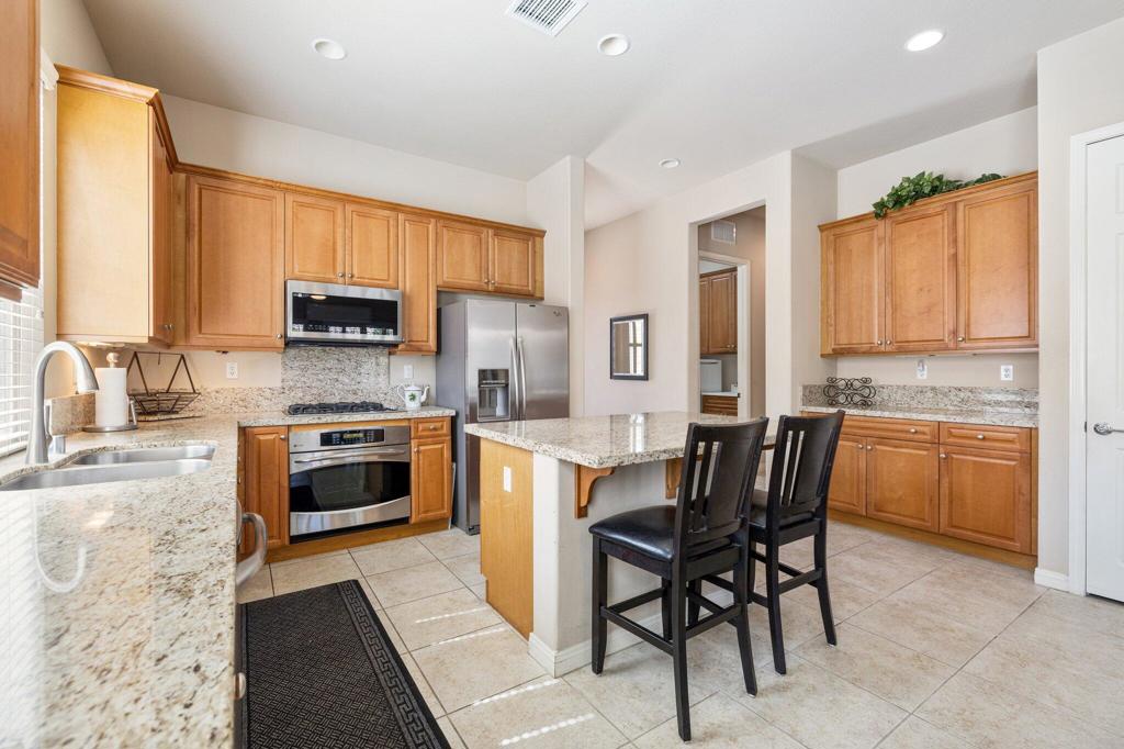 MLS #219139224DA image #6