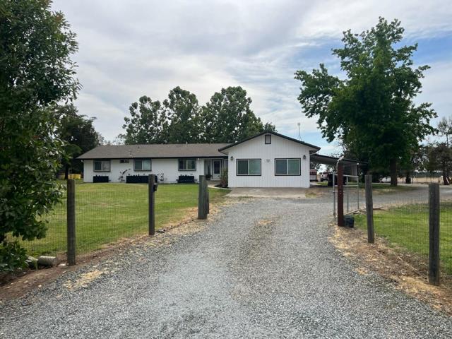 12445 Alta Mesa Road, Herald CA: https://media.crmls.org/mediaz/c70ab4bf-d720-42a8-96ad-428ce7c46911.jpg