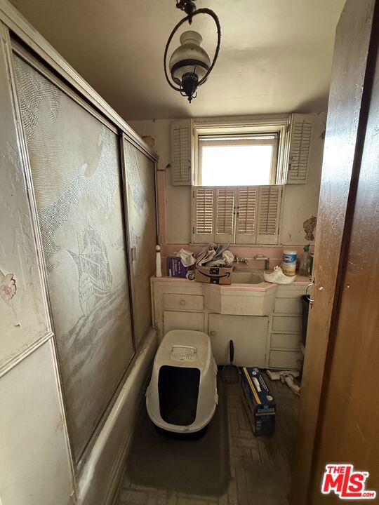 https://media.crmls.org/mediaz/c70abd49-7fbb-4263-8b25-9a55c1900b31.jpg?preset=X-Large