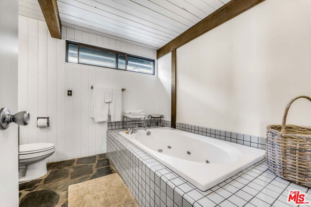 MLS #26934113 image #20