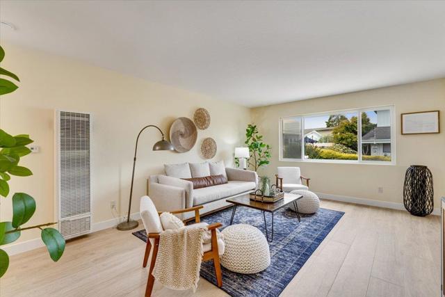 435 Coates Drive, Aptos CA: https://media.crmls.org/mediaz/c70b28a7-4eaf-42c7-b5df-ca9549aa2d66.jpg