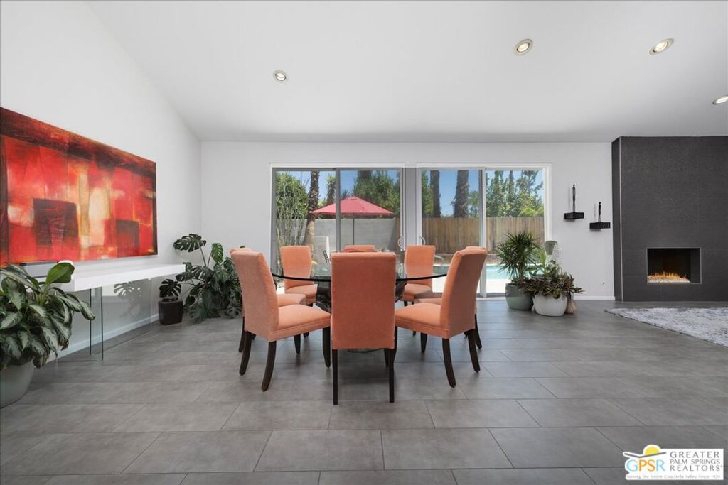 MLS #25573353PS img 11