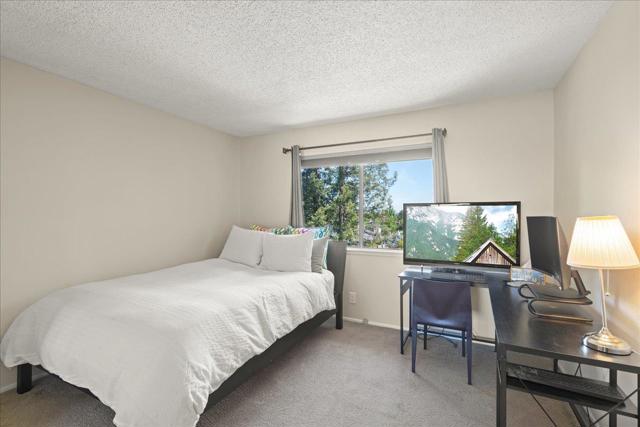 878 Hillcrest Drive, Redwood City CA: https://media.crmls.org/mediaz/c70b53fd-1a2f-4cf9-874b-282262a2cd62.jpg