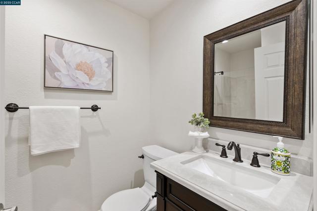 410 Hampton Court, San Ramon CA: https://media.crmls.org/mediaz/c70b7cd4-c845-4528-8029-fe39202b53c3.jpg