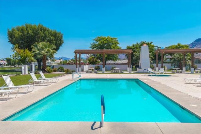 36285 Corta Aguila, Cathedral City CA: https://media.crmls.org/mediaz/c70b985f-3bf7-42f9-bfaf-357fc1d5374f.jpg