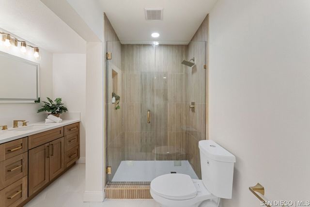 3424 Lockwood DR, San Diego CA: https://media.crmls.org/mediaz/c70bf2fd-1bcb-4eb3-959c-8b4d261b4482.jpg