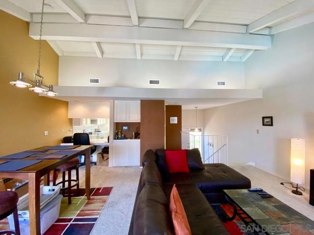 1905 Alga Rd, Carlsbad CA: https://media.crmls.org/mediaz/c70bf814-219a-46f8-8a5e-048e20659471.jpg