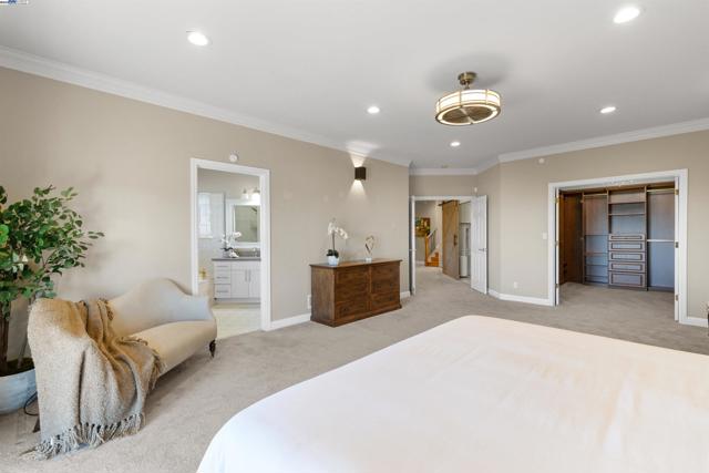 674 Corona Dr, Pacifica CA: https://media.crmls.org/mediaz/c70cd407-f340-4ae7-b9f9-369f676c3ee7.jpg