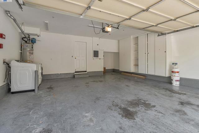 4182 Lautrec Dr, San Jose CA: https://media.crmls.org/mediaz/c70dfae3-2762-4ea5-8d29-06a7e07d6d6d.jpg
