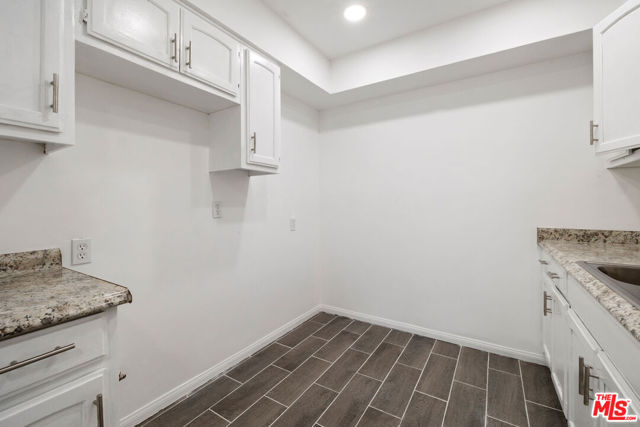 1346 E 83rd Street, Los Angeles CA: https://media.crmls.org/mediaz/c70e531b-f8de-4b33-9023-c5e6a9957882.jpg