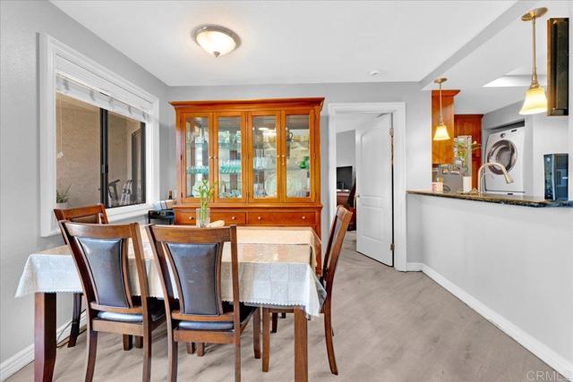 Detail Gallery Image 5 of 26 For 2916 Alanwood Ct, San Diego,  CA 91978 - 2 Beds | 2 Baths