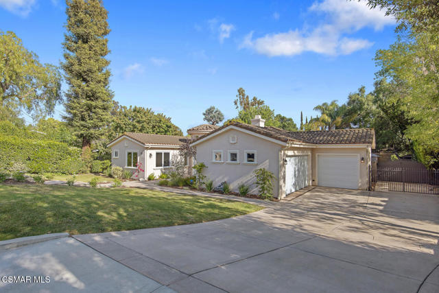 758 Camino Dos Rios, Thousand Oaks CA: https://media.crmls.org/mediaz/c70f6dd4-7a25-4d6d-acb5-8a99f87f84f4.jpg