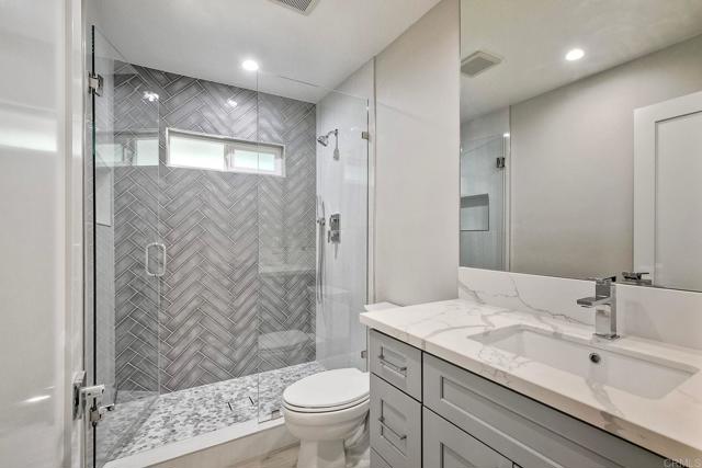 10265 Aviary Drive, San Diego CA: https://media.crmls.org/mediaz/c711ac71-fab3-4af2-9b53-472616889de5.jpg