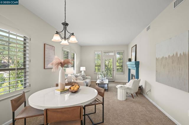 5954 Autumnwood Dr, Walnut Creek CA: https://media.crmls.org/mediaz/c711bd0f-7e84-4d70-a3d3-5a7007e30d68.jpg