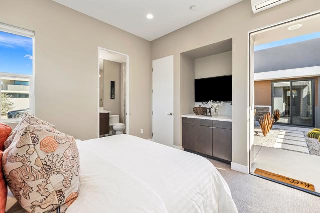 29 Topaz Court, Rancho Mirage, CA 92270