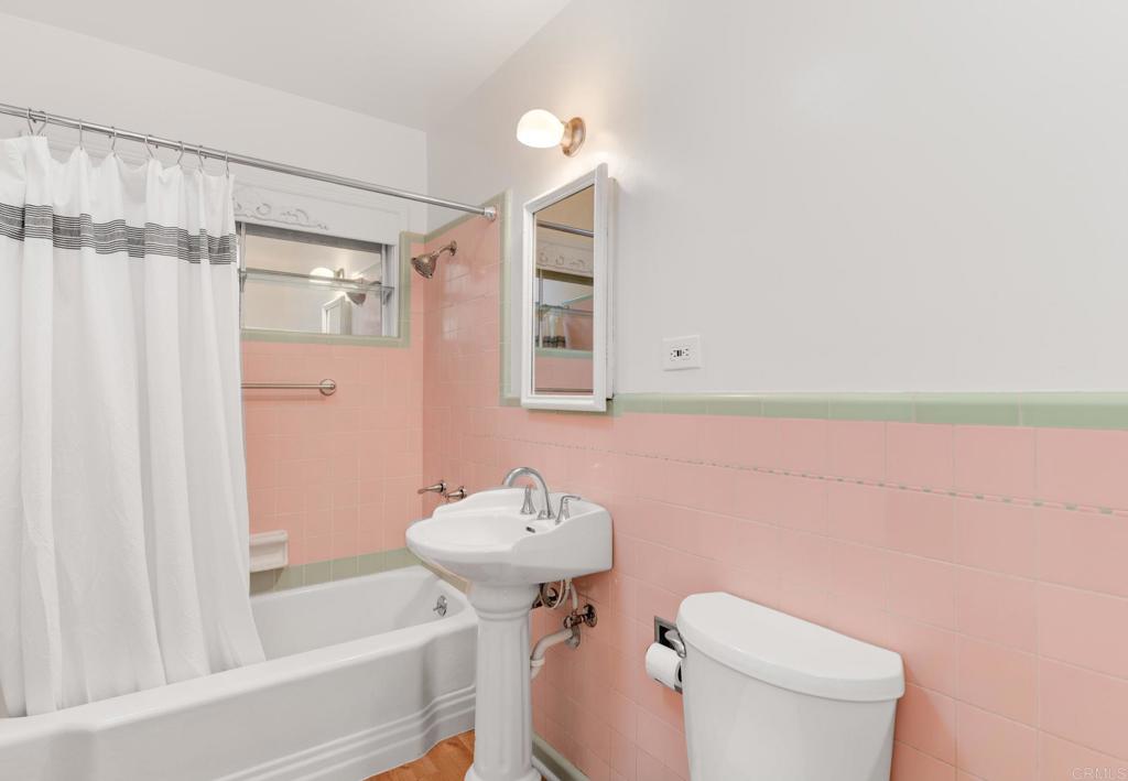 4365 Aragon Way - photo 18