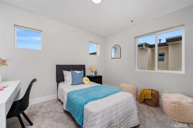 Detail Gallery Image 15 of 30 For 2067 El Camino Real, Oceanside,  CA 92054 - 2 Beds | 2 Baths