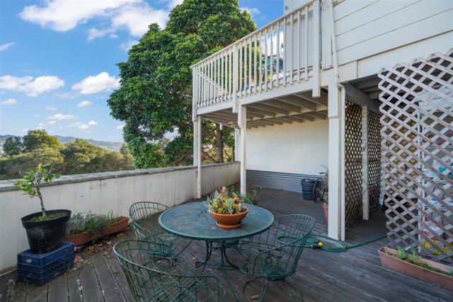 19 Joost Avenue, San Francisco CA: https://media.crmls.org/mediaz/c7166695-d191-4243-8d42-ba83ef69c330.jpg