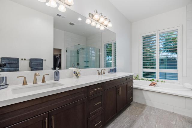 1941 Estancia Place, Escondido CA: https://media.crmls.org/mediaz/c7186d1a-be46-4fbe-9eda-ec92e0d87249.jpg