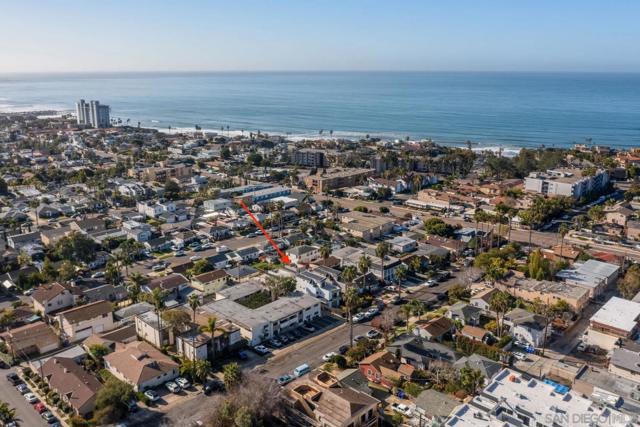 851 53 Sapphire, San Diego CA: https://media.crmls.org/mediaz/c7192141-d3e9-4f51-9423-7bc4af84ad53.jpg