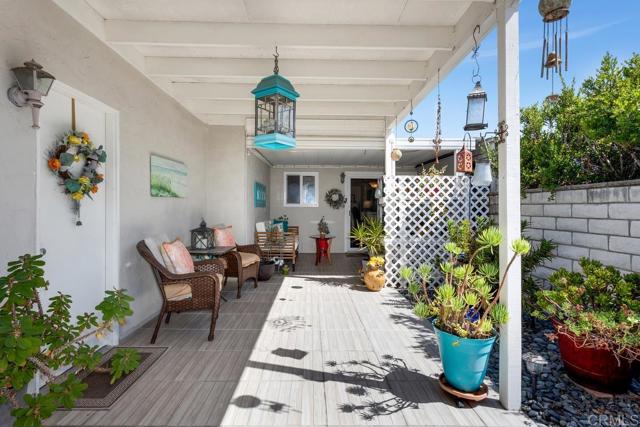 Detail Gallery Image 5 of 32 For 3552 Bartlett Ave, Oceanside,  CA 92057 - 2 Beds | 2 Baths