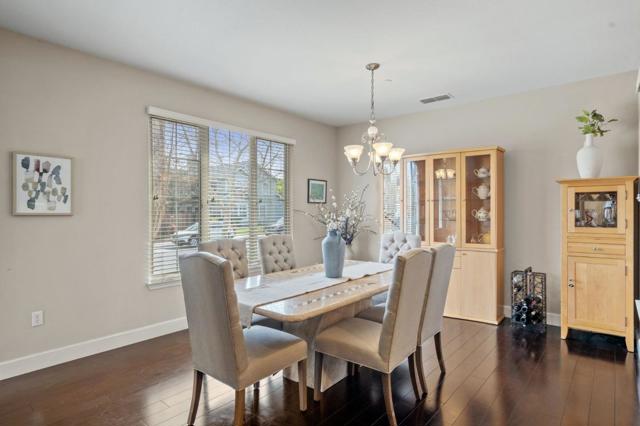 502 Tyndall Street, Los Altos CA: https://media.crmls.org/mediaz/c71a6e87-48bb-445b-9dfd-d0a707bddff4.jpg