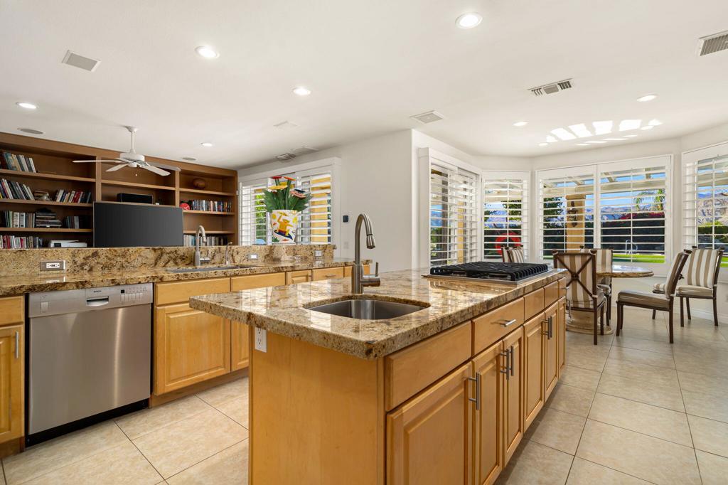 MLS #219137958DA image #17