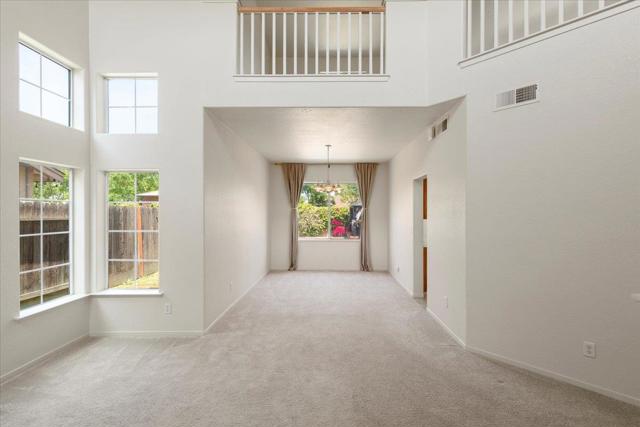 1446 Nottingham Circle, Los Banos CA: https://media.crmls.org/mediaz/c71c102f-98f1-4031-aa0a-06c37c4c54cf.jpg